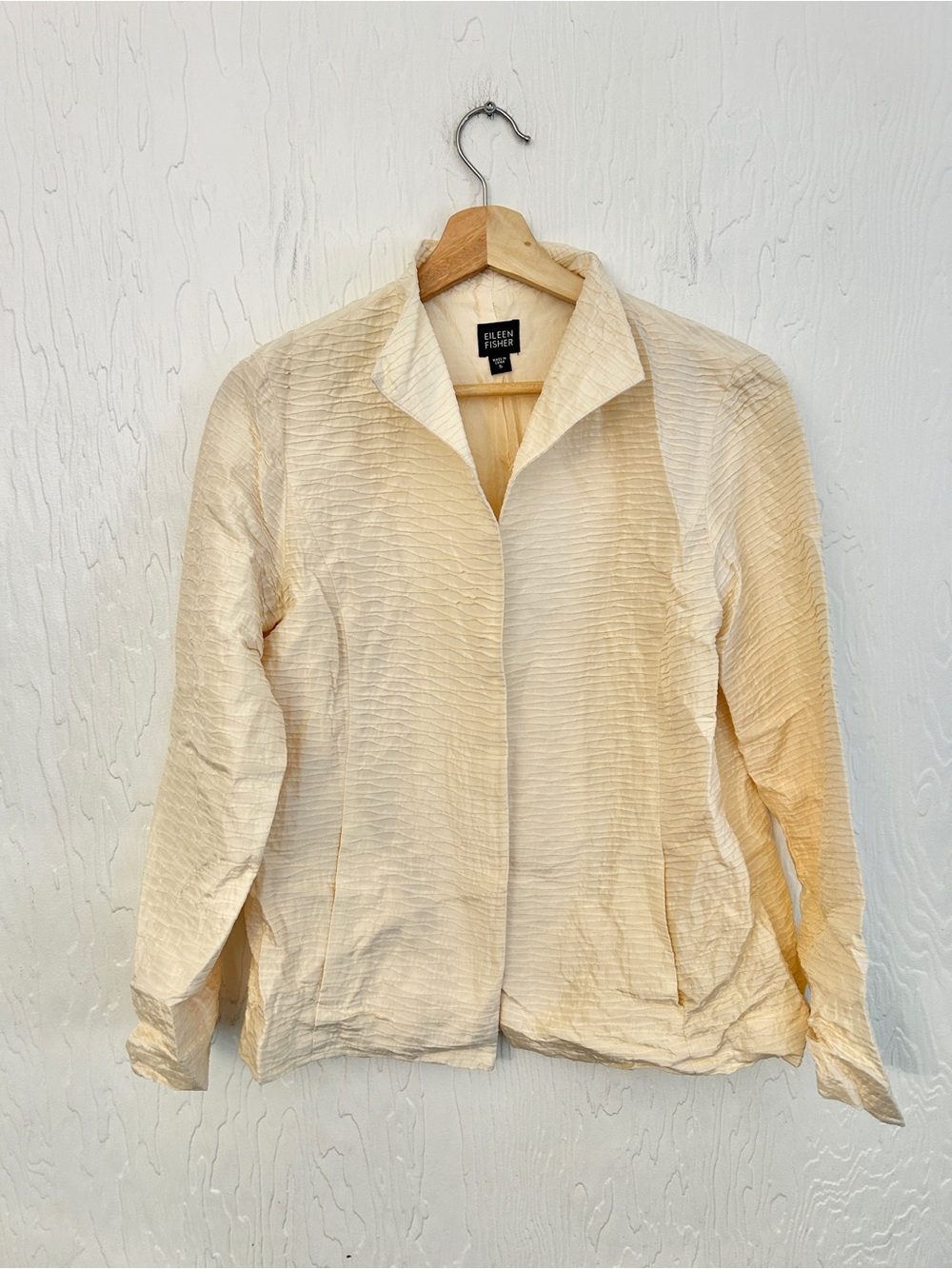 EILEEN FISHER 100% Silk Crinkled Cream Champagne Blazer Jacket Small Event Chic